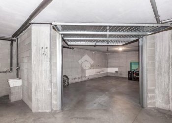 Box Via Borgosesia, Torino (zona Parella) - foto 5