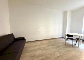 One-room apartment Via Viverone, Torino (neighborhood Parella) - photo 6