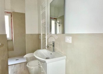 One-room apartment Via Viverone, Torino (neighborhood Parella) - photo 11