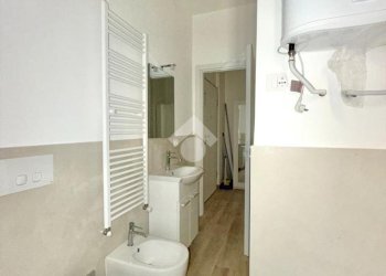 One-room apartment Via Viverone, Torino (neighborhood Parella) - photo 12