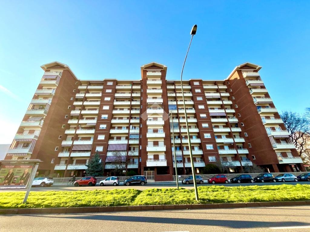 Two-room apartment Via Andrea Sansovino, Torino (neighborhood Vallette) - photo 1