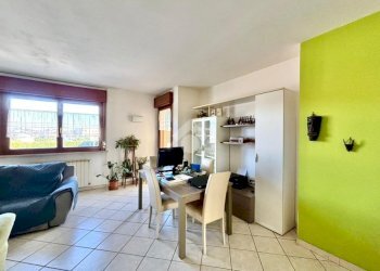 Villa Str. Biandrate, Novara - foto 33