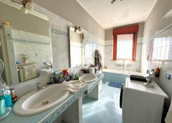 Villa Str. Biandrate, Novara - foto 39