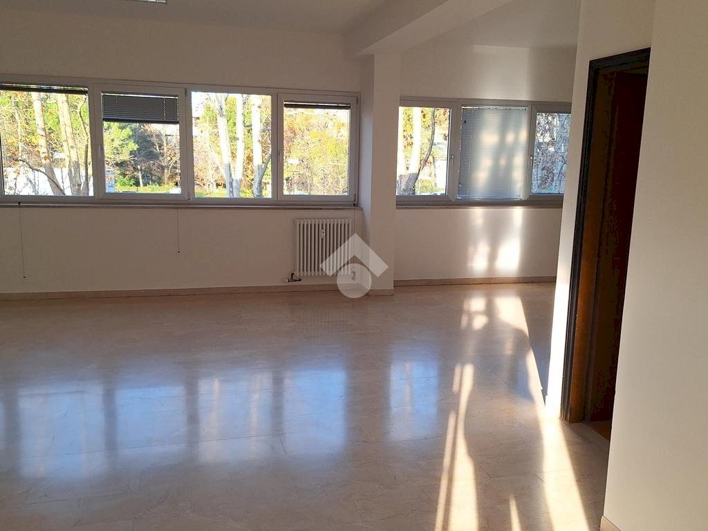 Office piazza allende, Ozzano dell'Emilia - photo 1