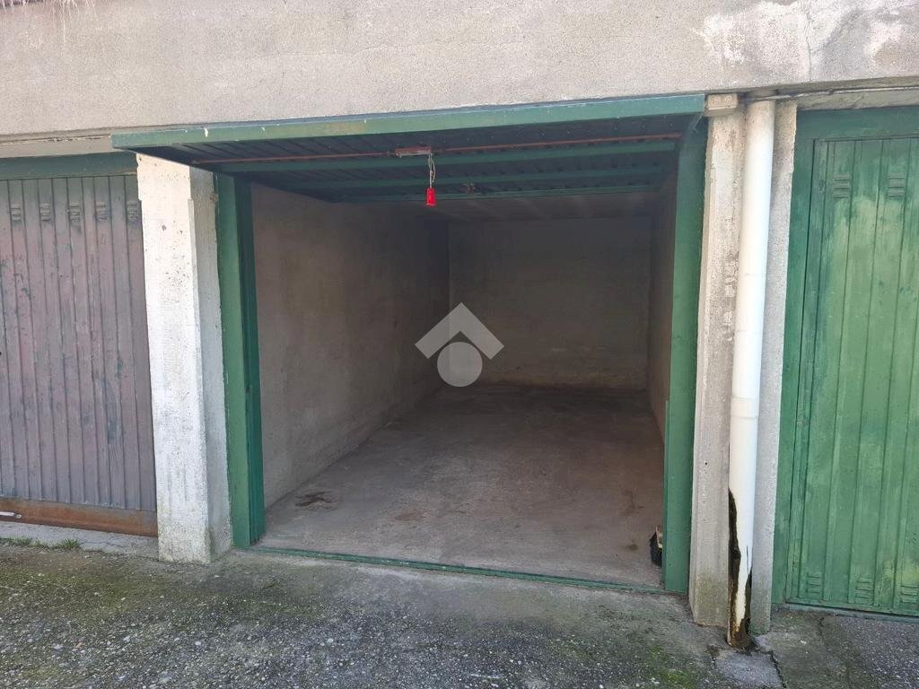 Box Via Gramsci, Pessano con Bornago - photo 2