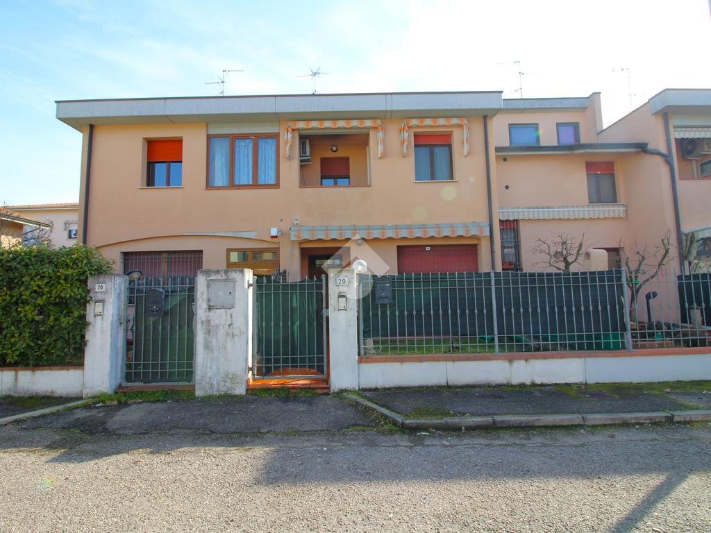 Villa a Schiera Via Don Branchetti, Rio Saliceto - foto 1