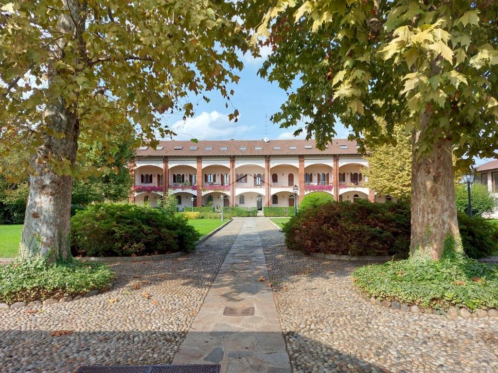 Villa a Schiera Cascina Samuele, Bernate Ticino - foto 1