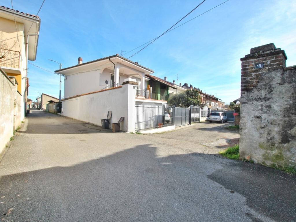 Independent house Via Massimo D'Azeglio, Borgo d'Ale - photo 2