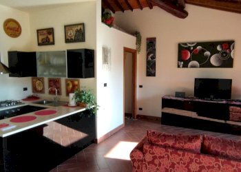 Foto 2 - Trilocale via san lazzaro
 
10, Camaiore - foto 2