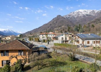 Appartamento Via Bouissa, Torre Pellice - foto 1