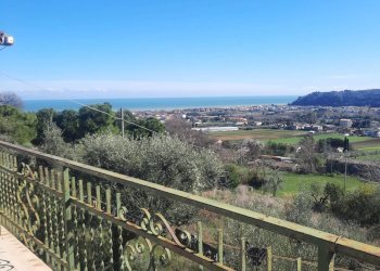 Foto 4 - Rustico via Croce
 
12, Altidona - foto 4