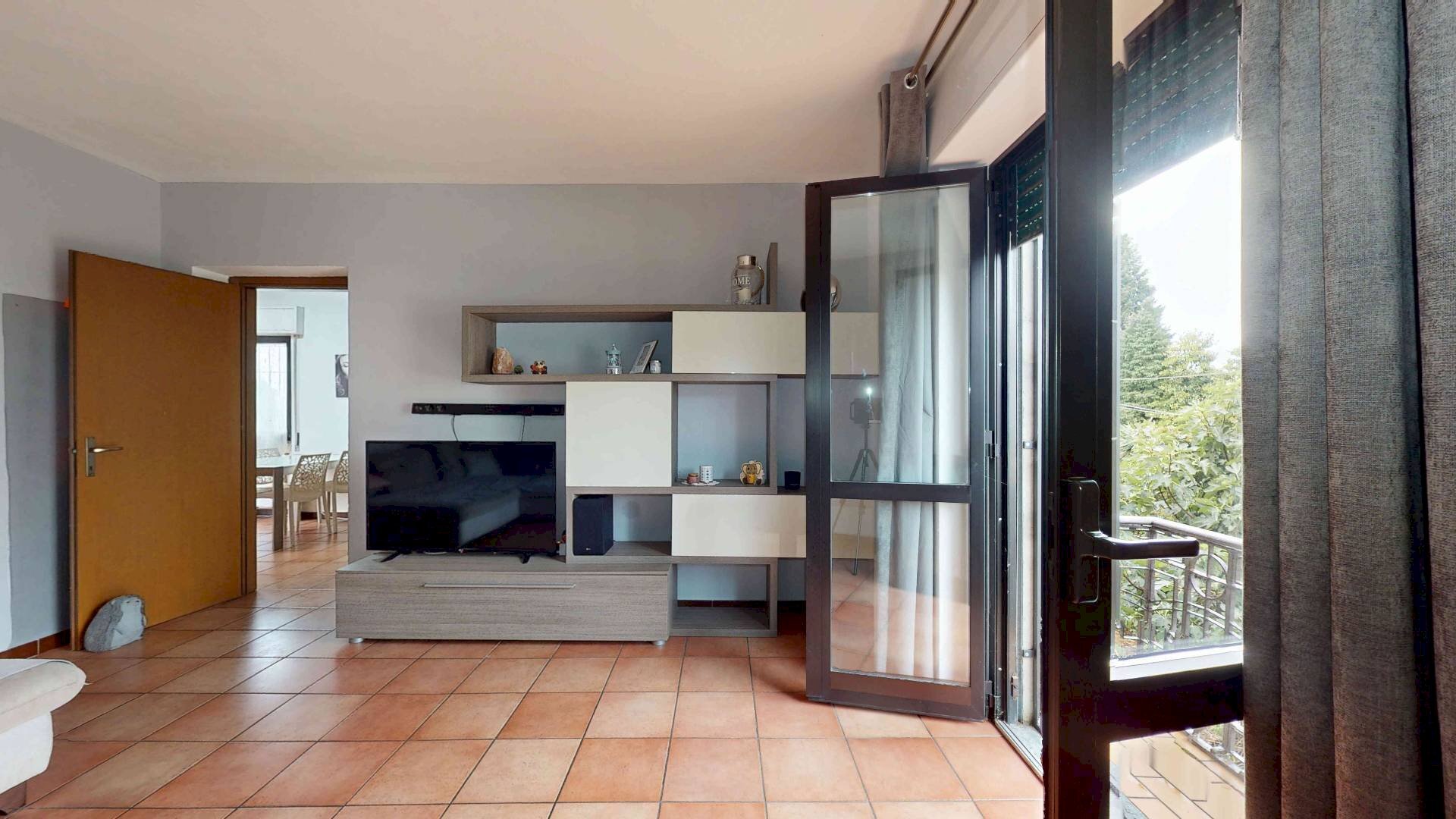 Foto 2 - Trilocale via giuseppe garibaldi, Locate Varesino - foto 2