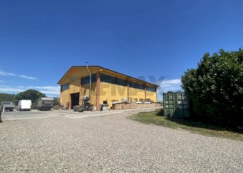 Casa all\'aperto - Capannone via don sturzo
 
snc, Marcallo con Casone - foto 3