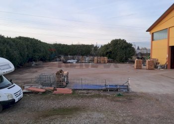 Edificio all\'aperto - Capannone via don sturzo
 
snc, Marcallo con Casone - foto 22