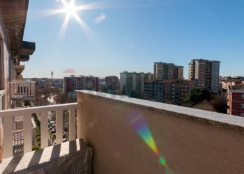Balcone - One-room apartment Via Achille Grandi
 
11, Sesto San Giovanni - photo 12