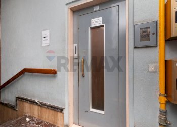 Ricezione / Lobby - One-room apartment Via Achille Grandi
 
11, Sesto San Giovanni - photo 18