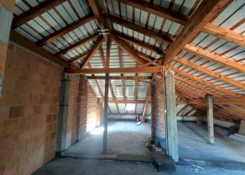 Scale - Trilocale via San Carlo
 
38, Rho - foto 16