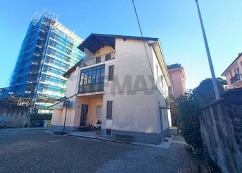 Edificio all\'aperto - Trilocale via San Carlo
 
38, Rho - foto 24