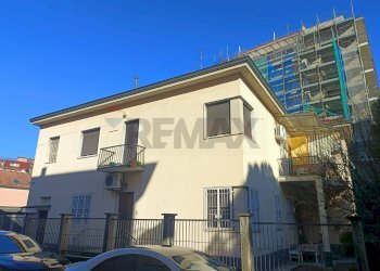 Edificio all\'aperto - Trilocale via San Carlo
 
38, Rho - foto 25