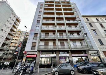 Edificio all\'aperto - Ufficio viale Ranzoni
 
7, Milano - foto 32
