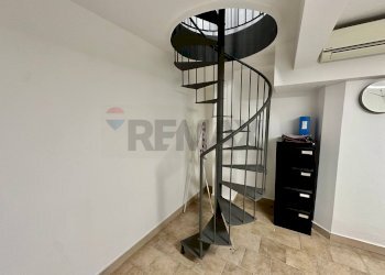Scale - Negozio viale Ranzoni
7, Milano - foto 23