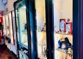 Dispensa di stoccaggio - Commercial Activity Piazza Generale Armando Diaz
 
6, Milano - photo 9