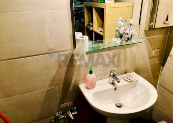 Bagno - Commercial Activity Piazza Generale Armando Diaz
 
6, Milano - photo 17