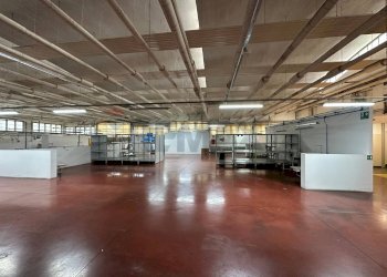 Parcheggio - Capannone via Piemonte
26, Opera - foto 3