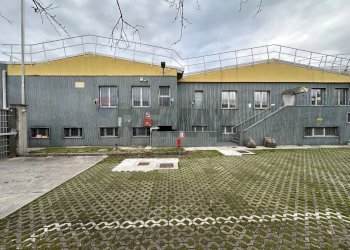 Edificio all\'aperto - Capannone via Piemonte
26, Opera - foto 37