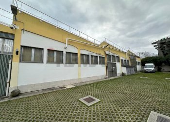 Edificio all\'aperto - Capannone via Piemonte
26, Opera - foto 38