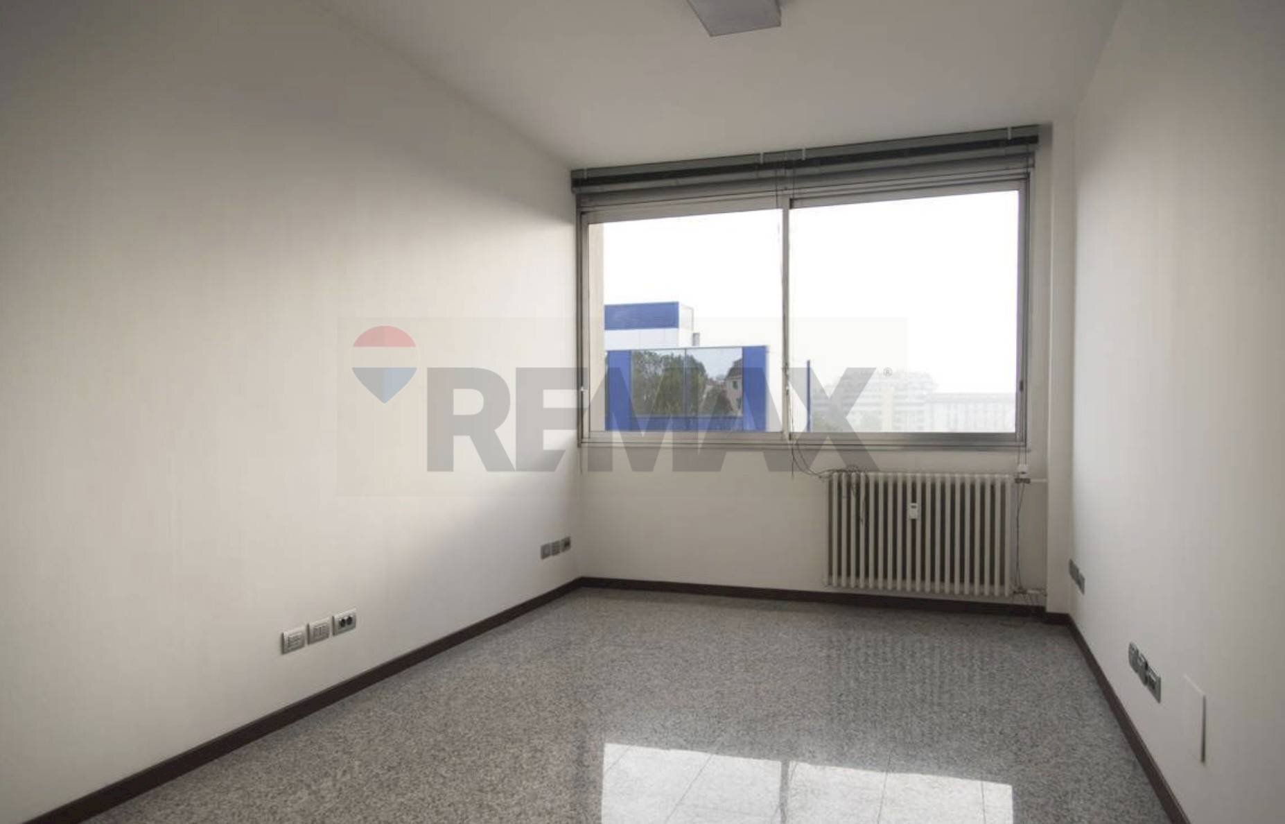 Stanza vuota - Ufficio Via Valassina
 
24, Milano - foto 2