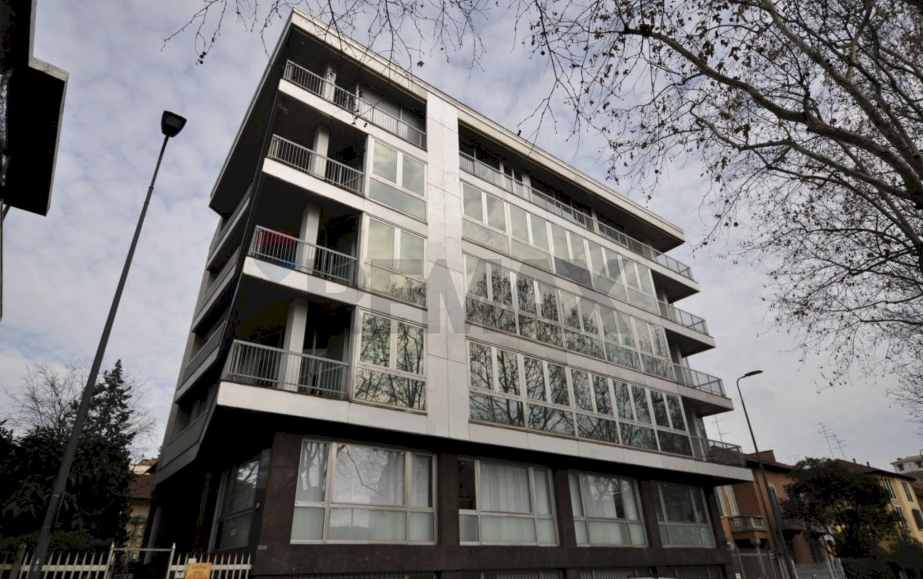 Edificio all\'aperto - Ufficio Viale Lunigiana
 
40, Milano - foto 2