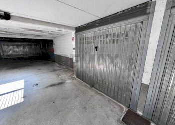 Parcheggio - Trilocale via Trento
 
4, Peschiera Borromeo - foto 40