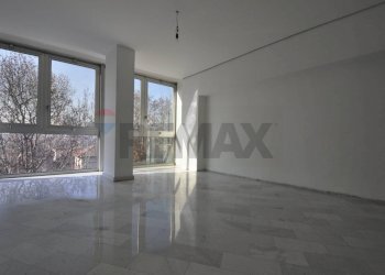 Stanza vuota - Ufficio Viale Lunigiana
 
40, Milano - foto 6