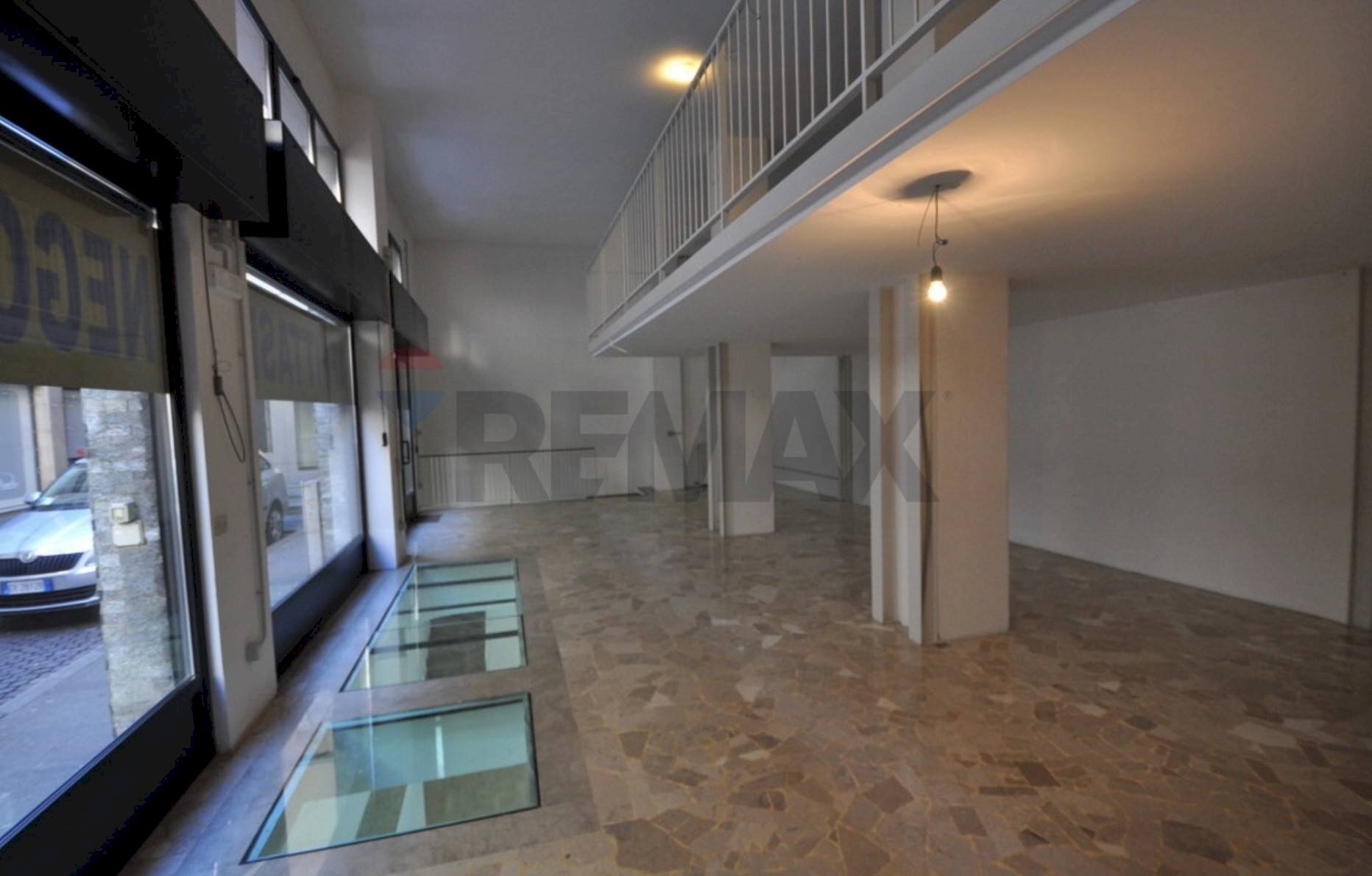 Ricezione / Lobby - Shop Via Medici
 
15, Milano - photo 1