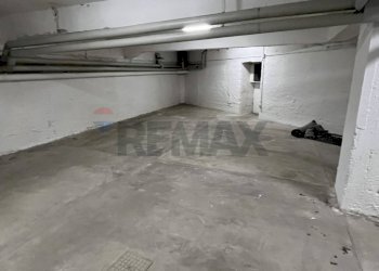 Parcheggio - Magazzino via degli Omenoni
 
2, Milano - foto 2