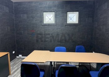 Sala da pranzo - Stabile - Palazzo Strada Stoppelli
 
9, Bari - foto 4