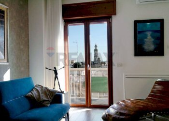 Soggiorno - Quadrilocale Via Montrone
 
47, Valenzano - foto 6