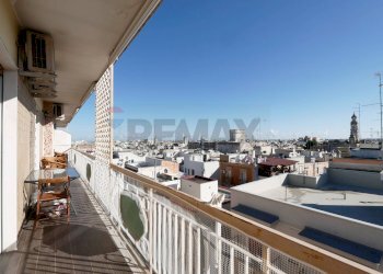 Balcone - Quadrilocale Via Montrone
 
47, Valenzano - foto 23