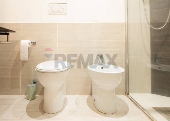 Bagno - Quadrilocale Strada Dietro San Vito
 
22-23, Bari - foto 18