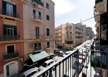 Balcone - Trilocale Via Trevisani
 
51, Bari - foto 12