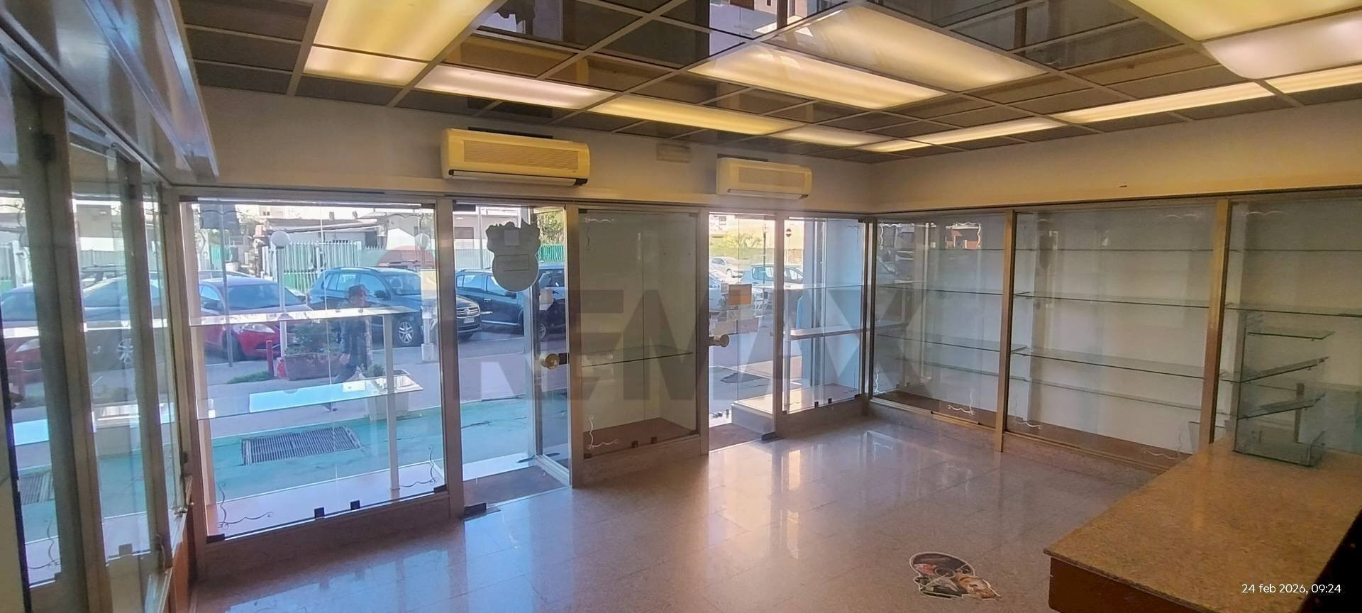 Ricezione / Lobby - Shop Via Lancia di Brolo
 
151, Palermo - photo 2