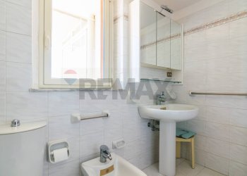 Bagno - Trilocale Via Dei Piccioni
 
13, Catania - foto 16