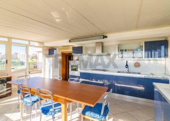 Cucina - Trilocale Via Dei Piccioni
 
13, Catania - foto 19