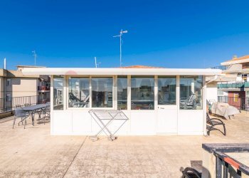 Terrazza - Trilocale Via Dei Piccioni
 
13, Catania - foto 24