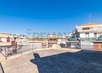 Terrazza - Trilocale Via Dei Piccioni
 
13, Catania - foto 29