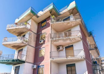 Edificio all\'aperto - Trilocale Via Dei Piccioni
 
13, Catania - foto 33