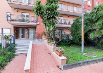 Edificio all\'aperto - Appartamento Viale Benedetto Croce
 
18/20, Catania - foto 1