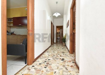 Hall / corridoio - Trilocale via salvatore quasimodo
 
39, Belpasso - foto 4