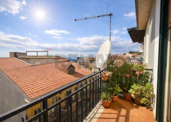 Balcone - Trilocale via salvatore quasimodo
 
39, Belpasso - foto 12